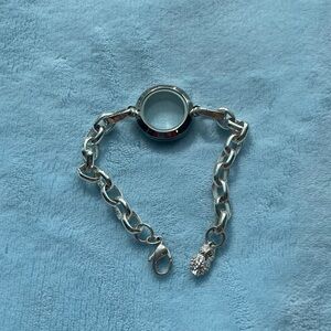 Silver Classic Living Locket bracelet